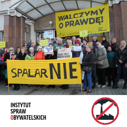 Uczestnicy protestu przeciw spalarni